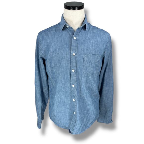 Untuckit Chambray Shirt Men’s Medium Blue Cotton Long Sleeve Button Up Slim Fit - Picture 1 of 9